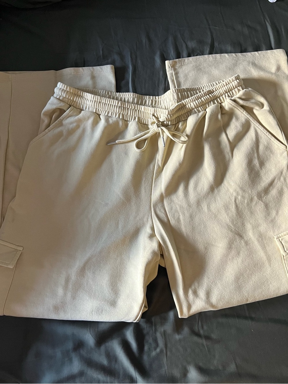 No Boundaries Butter Yellow Straight Leg Cargo Sweatpants